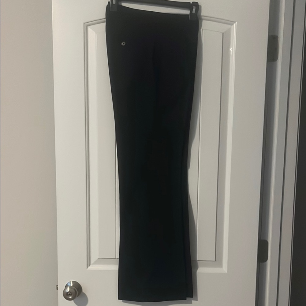 Elegant Black Women's slacks 👖 with wide legs 2 front pockets and 2 back pockets